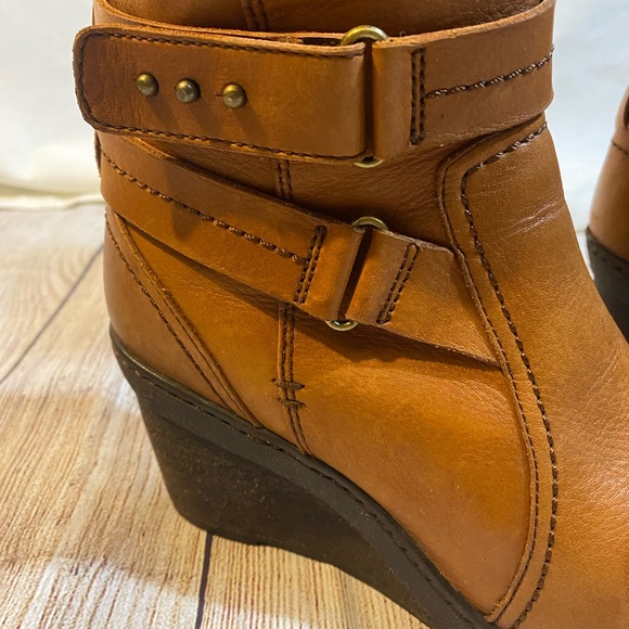 Clarks goretex knee high boots 8.5M - Picture 7 of 8